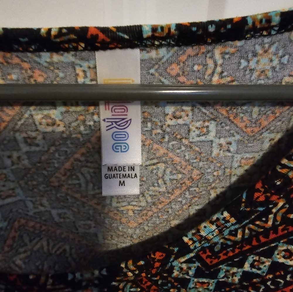 Lularoe top - Picture 3 of 3